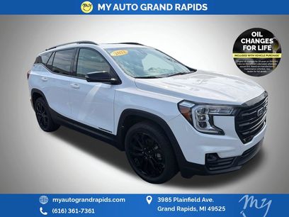 Used 2022 GMC Terrain SLT w/ Elevation Edition