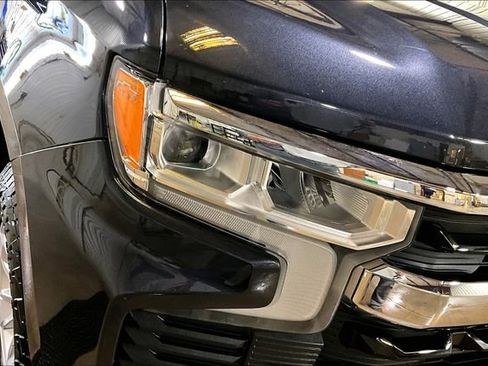 Used 2023 Chevrolet Silverado 1500 LT AWD/4WD image 4