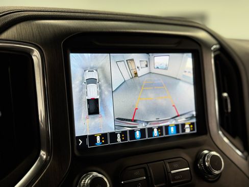 Used 2021 GMC Sierra 3500 Denali w/ Denali Ultimate Package image 28