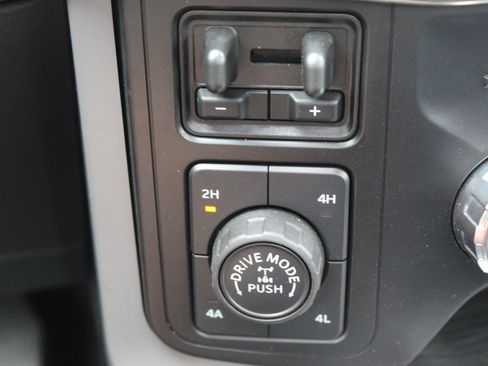 Used 2024 Ford F150 Lariat w/ Bed Utility Package AWD/4WD image 35