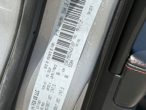 Used 2017 Jeep Cherokee Trailhawk w/ Comfort & Convenience Group image 38