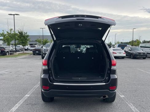 Used 2021 Jeep Grand Cherokee Limited RWD image 8