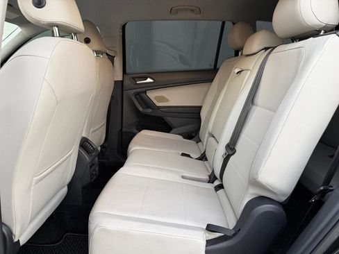 Used 2019 Volkswagen Tiguan SE image 22