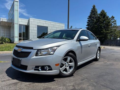 Used 2014 Chevrolet Cruze LT w/ All-Star Edition FWD image 3