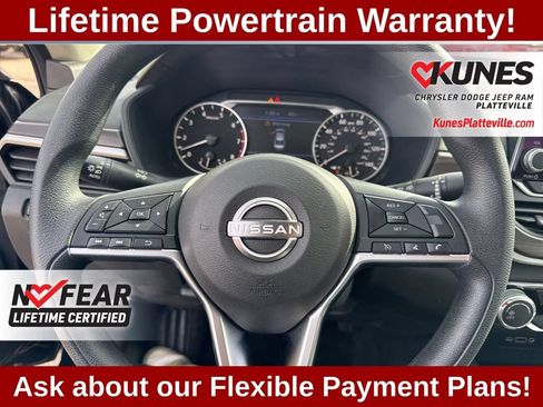 Used 2024 Nissan Altima 2.5 SV AWD/4WD image 24