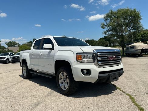 Used 2017 GMC Canyon SLE w/ SLE Convenience Package RWD image 4