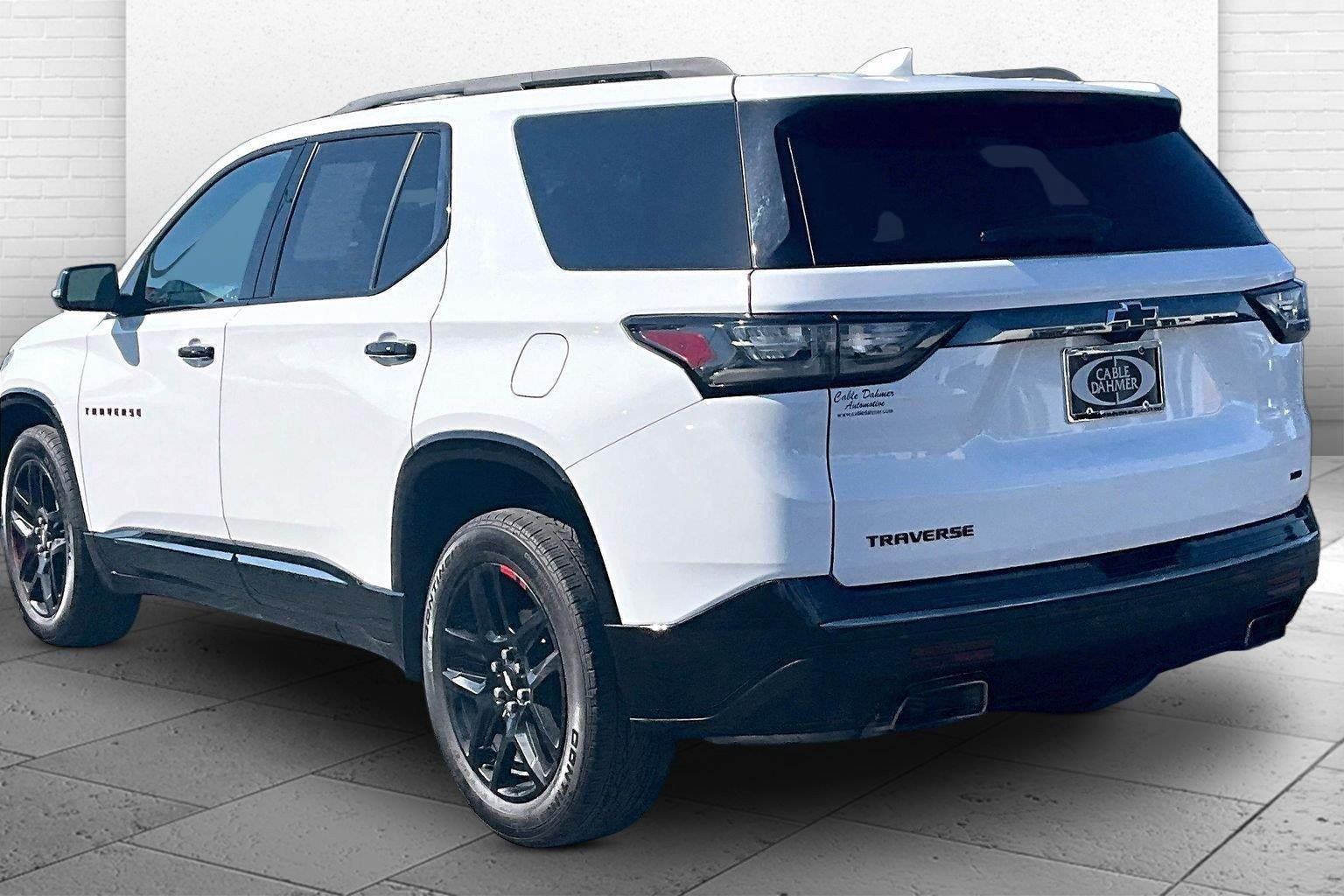 Used 2019 Chevrolet Traverse Premier w/ Redline Edition AWD/4WD image 11