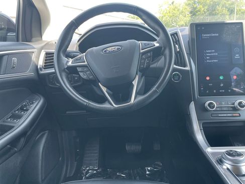 Used 2023 Ford Edge SEL image 32