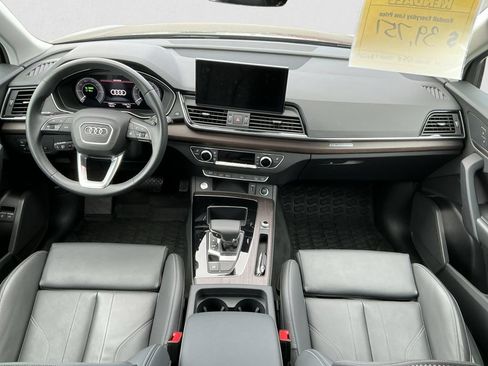 Used 2024 Audi Q5 e Premium w/ Convenience Package AWD/4WD image 12
