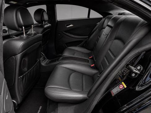 Used 2008 Mercedes-Benz CLS 63 AMG image 9
