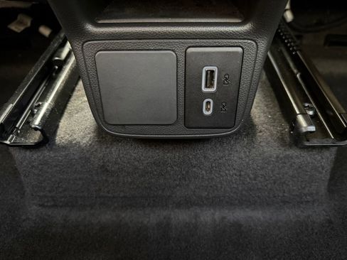 Used 2024 Buick Encore GX Preferred w/ Comfort Package FWD image 31
