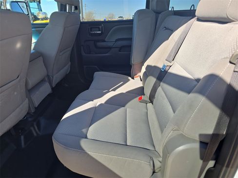 Used 2018 GMC Sierra 2500 4x4 Crew Cab w/ Sierra Convenience Package image 14