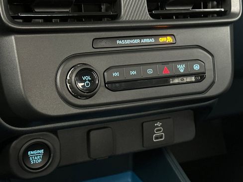 New 2026 Ford Maverick XLT image 18