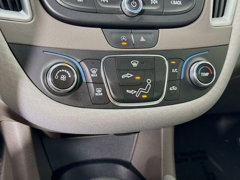 Used 2023 Chevrolet Malibu LS FWD image 15
