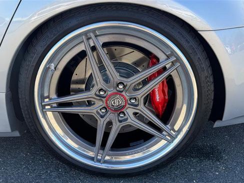 Used 2016 Chevrolet SS image 12