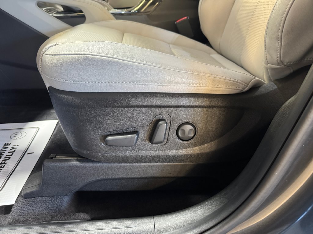 Certified 2024 Kia Telluride EX w/ EX Captain's Chair Package FWD image 13