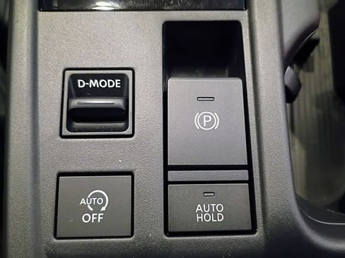New 2026 Nissan Sentra SR w/ Floor Mat Package FWD image 19