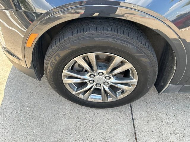 Used 2020 Cadillac XT5 Premium Luxury FWD image 6