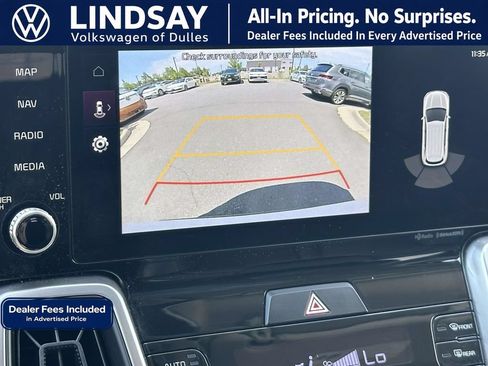 Used 2023 Kia Sorento S w/ Panoramic Sunroof Package AWD/4WD image 17