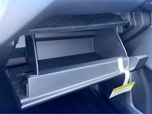 New 2025 Nissan Pathfinder SL w/ Lighting Package (N92) image 24