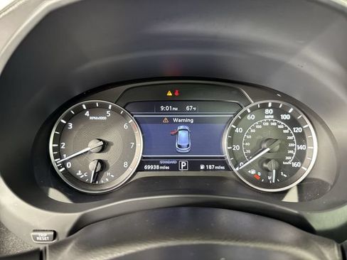 Used 2021 INFINITI QX50 Luxe w/ Appearance Package AWD/4WD image 18