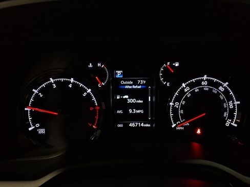 Used 2023 Toyota 4Runner SR5 image 13