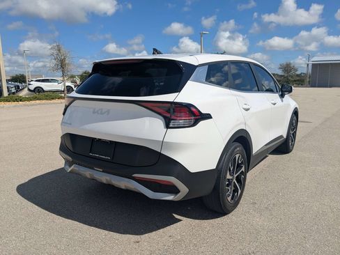 Certified 2023 Kia Sportage EX FWD image 5