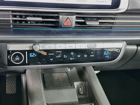 Used 2024 Hyundai Ioniq 6 SEL RWD image 23