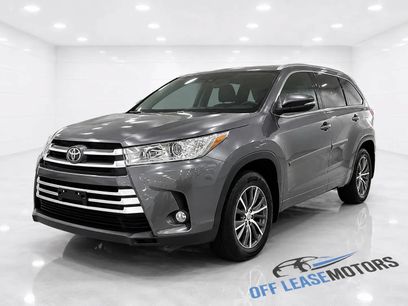 Used 2018 Toyota Highlander XLE w/ Protection Package #3