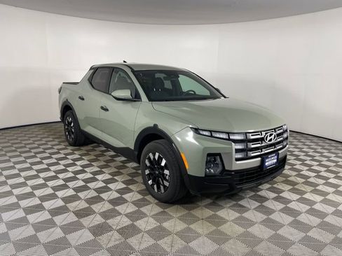 Used 2026 Hyundai Santa Cruz SE AWD/4WD image 25