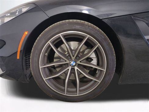 Used 2022 BMW Z4 sDrive30i w/ Driving Assistance Package image 11
