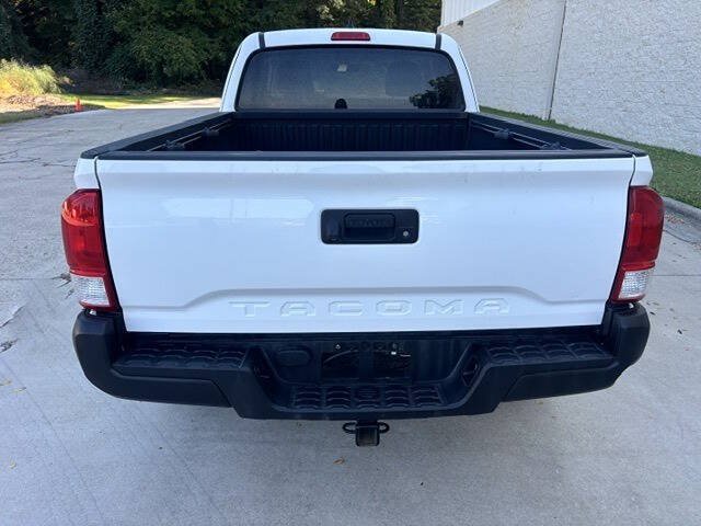 Used 2016 Toyota Tacoma SR RWD image 12