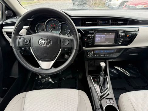 Used 2016 Toyota Corolla LE image 15