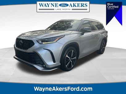 Used 2022 Toyota Highlander XSE