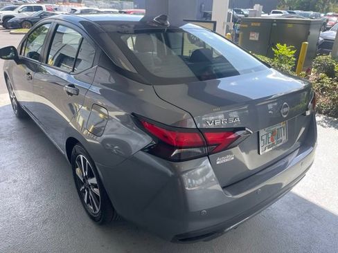 Certified 2025 Nissan Versa SV FWD image 5
