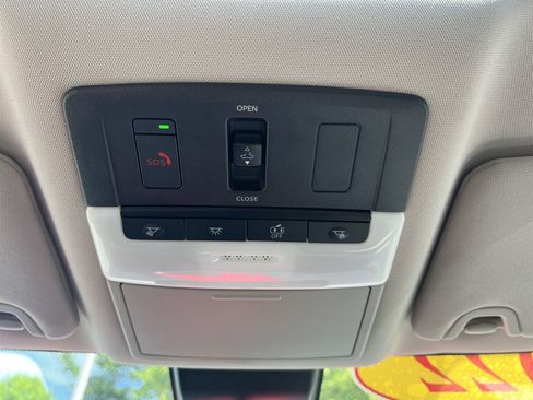 Used 2022 Nissan Altima 2.5 SL FWD image 15