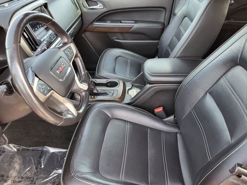 Used 2018 GMC Canyon Denali image 12
