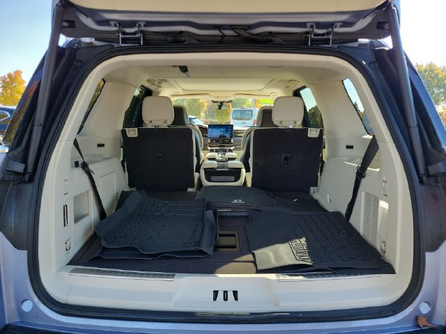 Used 2023 Lincoln Navigator Black Label AWD/4WD image 31
