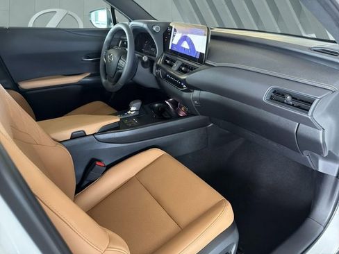 Certified 2026 Lexus UX 300h AWD image 26