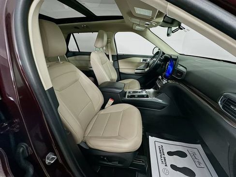 Certified 2023 Ford Explorer Limited w/ Limited Technology Package AWD/4WD image 36