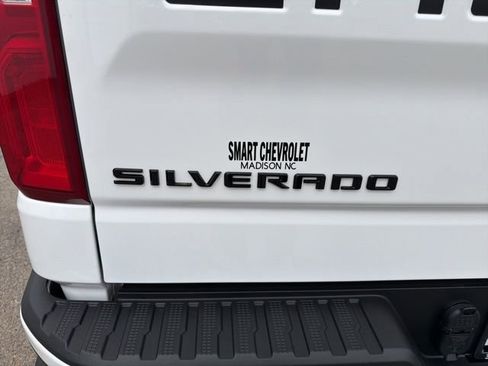 New 2026 Chevrolet Silverado 1500 RST w/ Dark Appearance Package image 16