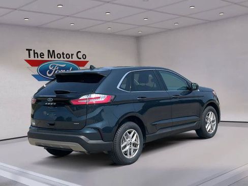 Certified 2023 Ford Edge SEL w/ Convenience Package AWD/4WD image 5