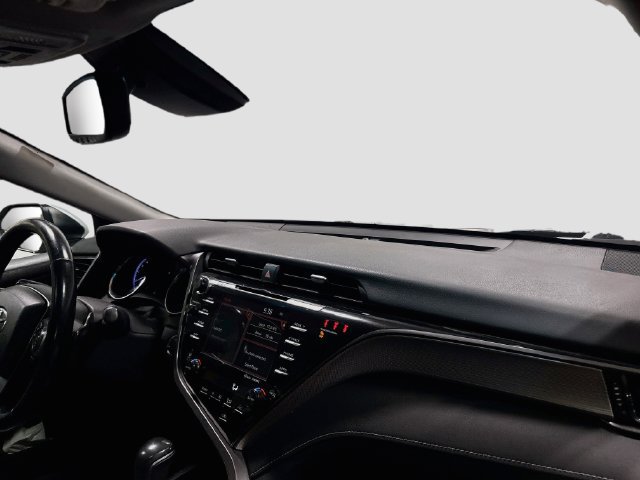 Used 2019 Toyota Camry SE FWD image 23