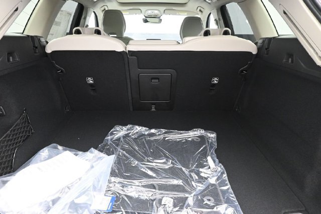 New 2026 Volvo XC60 B5 Ultra w/ Climate Package AWD/4WD image 32