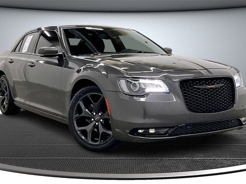 Used 2021 Chrysler 300 S image 1