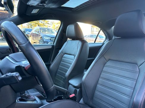 Used 2013 Volkswagen Jetta GLI image 23