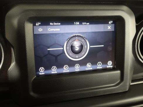 Used 2022 Jeep Wrangler Unlimited Sport AWD/4WD image 35