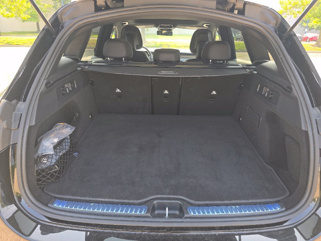 Used 2026 Mercedes-Benz GLC 300 4MATIC image 19