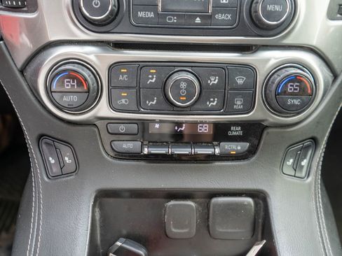 Used 2018 Chevrolet Tahoe LT AWD/4WD image 23