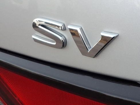 Used 2022 Nissan Sentra SV image 7